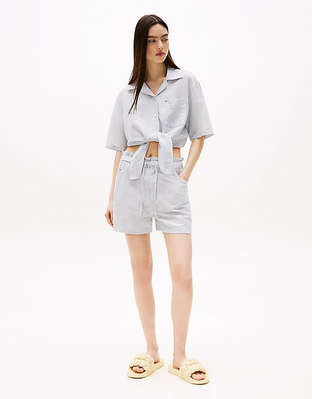 Asos Tommy Jeans Cotton Linen Short In Light Grey