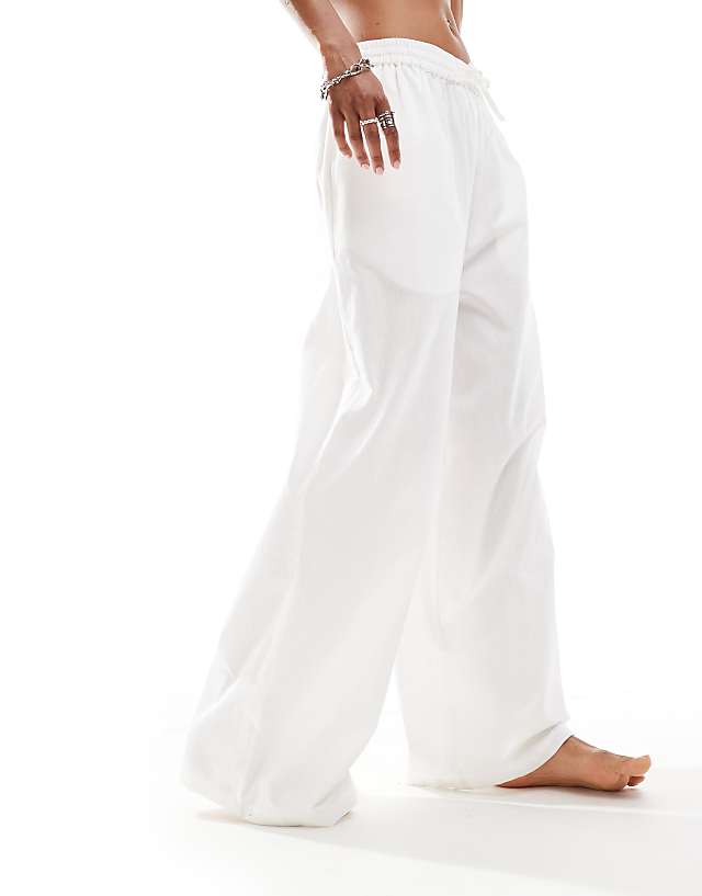 Asos COLLUSION Elastic Waist Woven Beach Trouser In White - WHITE