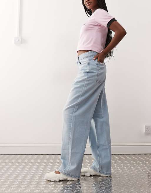 Asos COLLUSION X014 Mid Rise Antifit Jeans In Lightwash