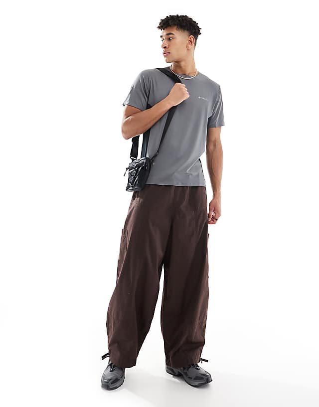 Asos Columbia Three Pitch Short Sleeve Crewneck T-shirt In Grey And Black