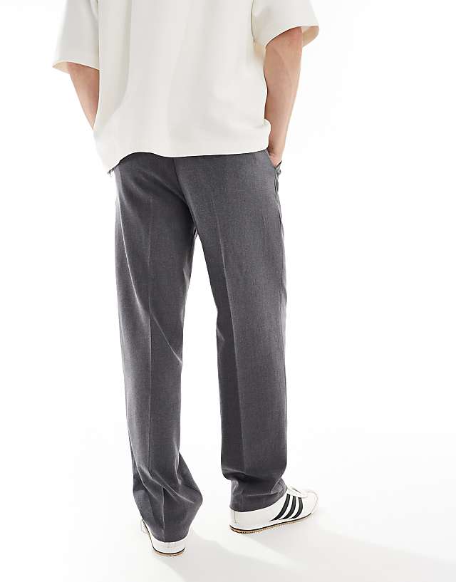 Asos Cotton On Relaxed Pleated Smart Trousers In Charcoal