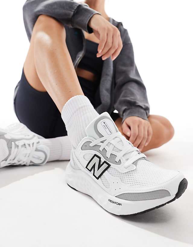 Asos New Balance Arishi Running Trainers In White And Silver