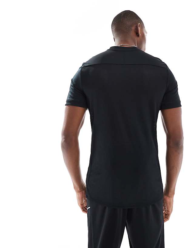 Asos Nike Football Academy 25 Dri-FIT T-shirt In Black