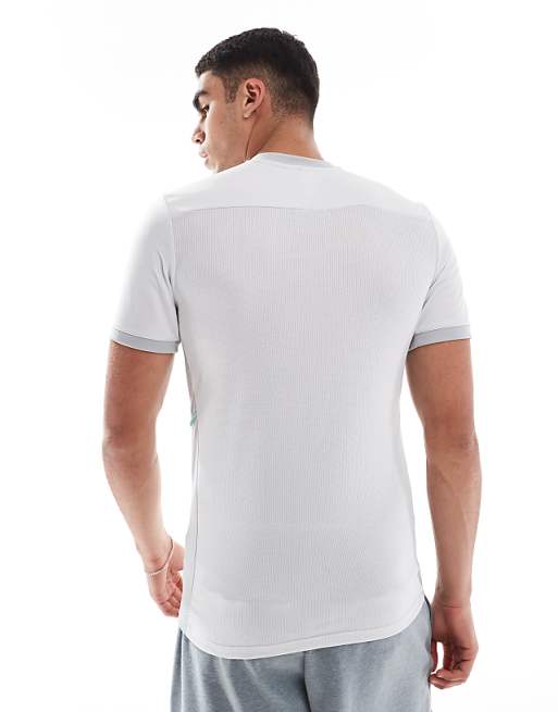 Asos Nike Football Academy 25 Dri-FIT T-shirt In Grey