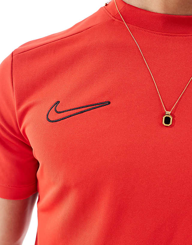 Asos Nike Football Academy 25 Dri-FIT T-shirt In Red