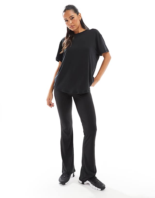 Asos Nike One Training Dri-FIT Relaxed T-shirt In Black