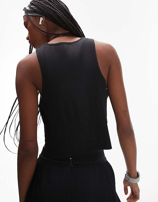Asos Nike Running Aeroswift Dri-FIT Plisse Vest In Black