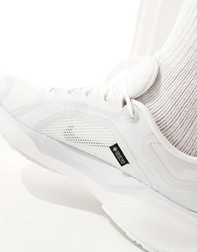 Asos Nike Running Air Zoom Pegasus 41 Gore-Tex Trainers In White