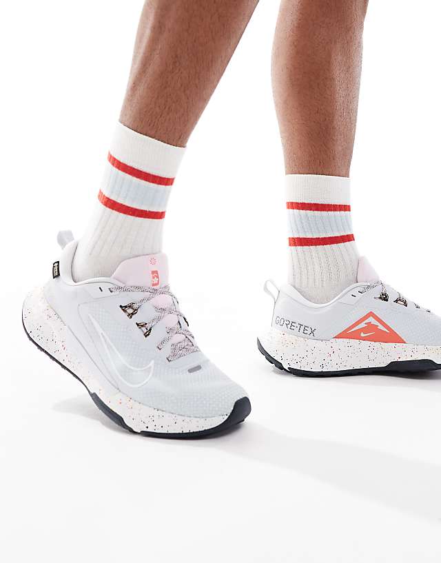 asos Nike Running Juniper Trail 2 Gore-TEX trainers in light grey
