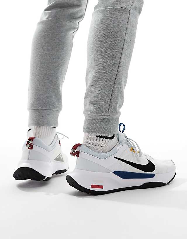 Asos Nike Running Juniper Trail 2 Trainers In White And Black