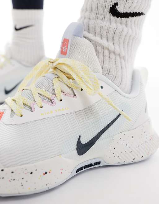 Asos Nike Running Juniper Trail 3 Trainers In White