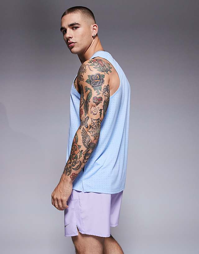 Asos Nike Running Miler Breathe Dri-FIT Vest In Blue