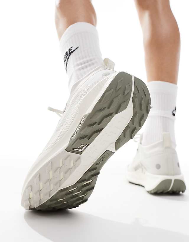 Asos Nike Running ReactX Pegasus Trail 5 Gore-TEX Trainers In Light Green