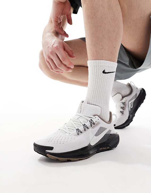 Asos Nike Running ReactX Pegasus Trail 5 Trainers In White And Black