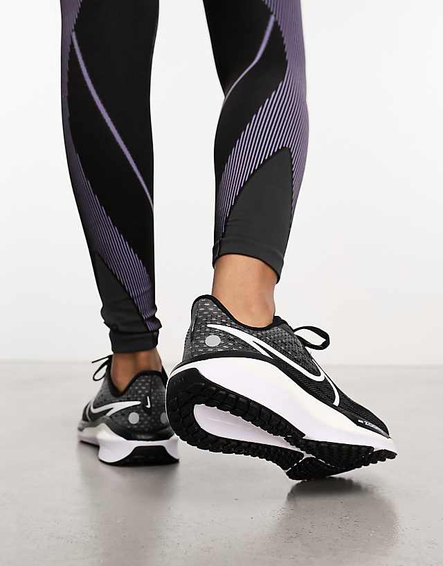 Asos Nike Running Vomero 17 Trainers In Black And White