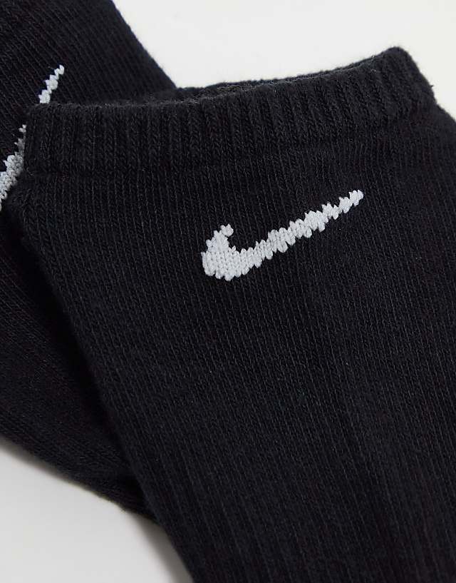 Asos Nike Training Everyday Cushioned Plus 6 Pack Trainer Socks In Black
