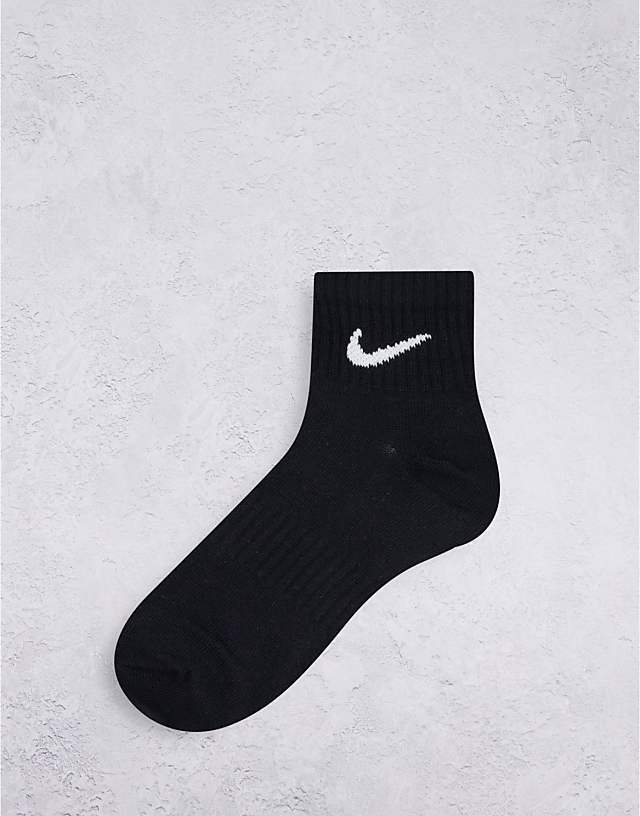 Asos Nike Training Everyday Lightweight 3 Pack Ankle Socks In Multi