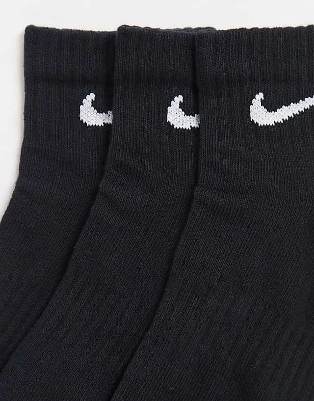 Asos Nike Training Everyday Lightweight 3 Pack Ankle Socks In Black