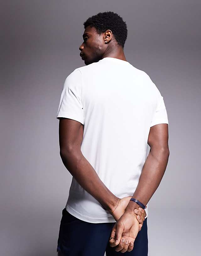 Asos Nike Training Gym Dog Graphic T-shirt In White