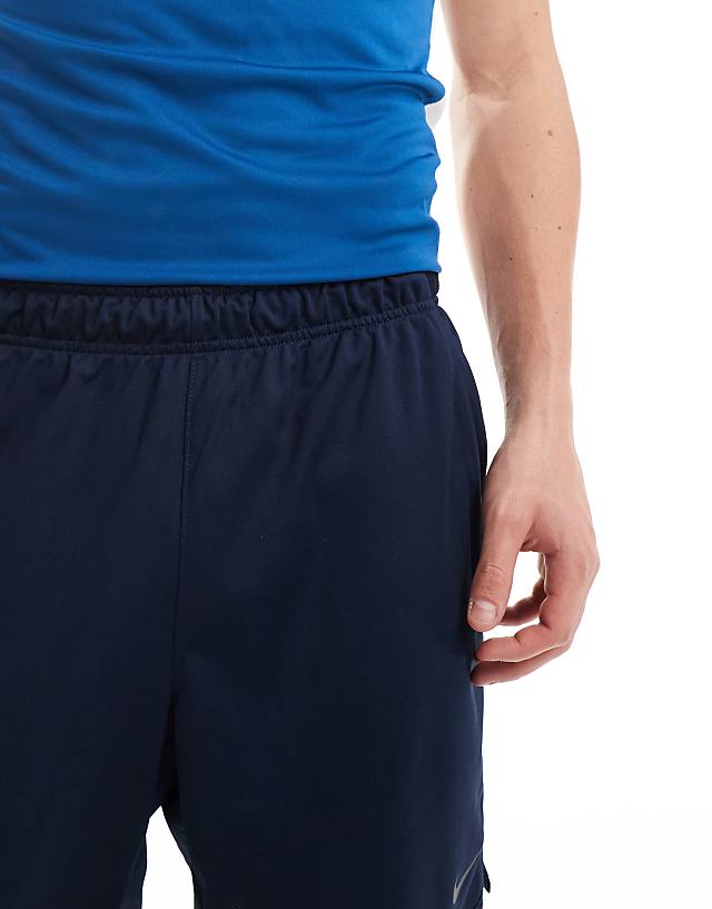 Asos Nike Training Totality Dri-FIT Knitted 7 Inch Shorts In Navy