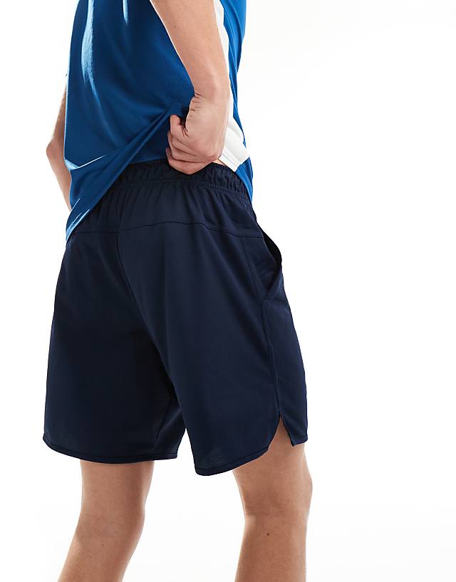 Asos Nike Training Totality Dri-FIT Knitted 7 Inch Shorts In Navy