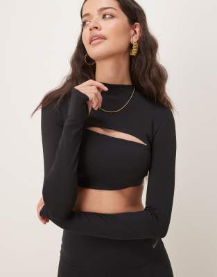 Asos Nike Zenvy Training Dri-FIT Long Sleeved Shrug Top And High Waisted Leggings In Black