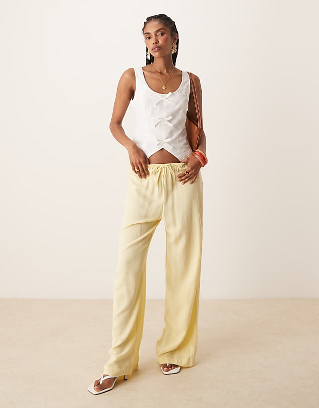 Asos Nobody's Child Justina Bow Detail Linen Waistcoat In White