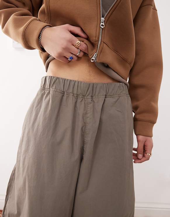 Asos Reclaimed Vintage Baggy Barrell Leg Cargo Trousers In Khaki