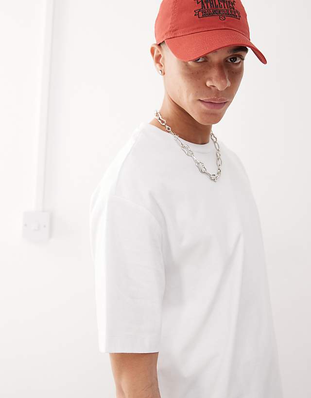 Asos Reclaimed Vintage Relaxed Boxy T-shirt In White - WHITE