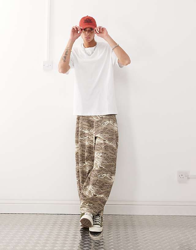 Asos Reclaimed Vintage Relaxed Boxy T-shirt In White - WHITE