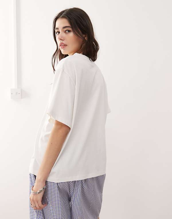 Asos Reclaimed Vintage Unisex Boxy Tshirt With Applique Star Graphic In Cream
