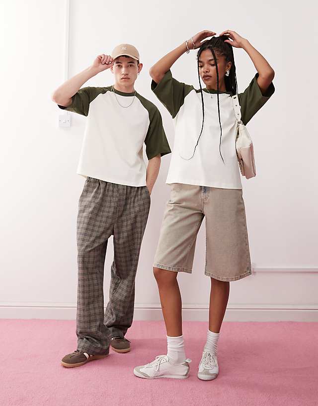 Asos Reclaimed Vintage Unisex Slim Cropped Boxy T-shirt With Raglan Detail In Off White