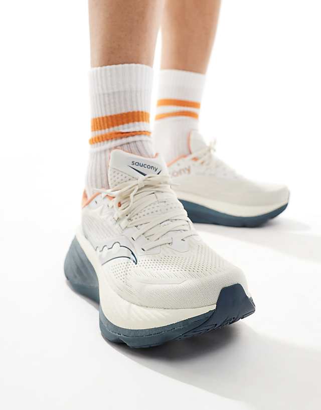 Asos Saucony Hurricane 24 Running Trainers In Vanilla And Dusk
