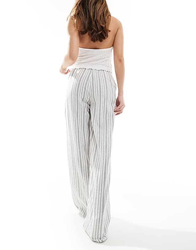 Asos Stradivarius Linen Look Pull On Crinkle Trouser In Stripe