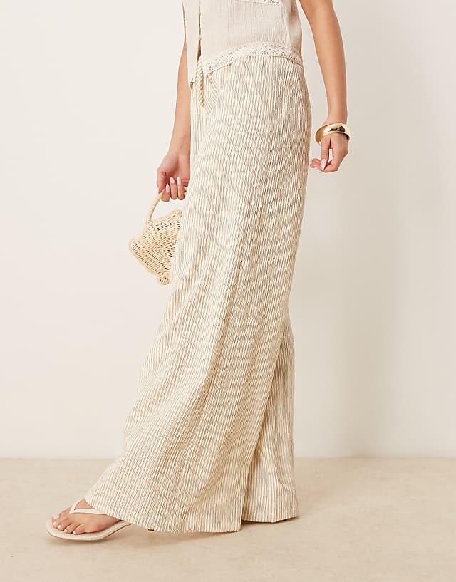 Asos Stradivarius Linen Look Wide Leg Trouser In Beige Stripe