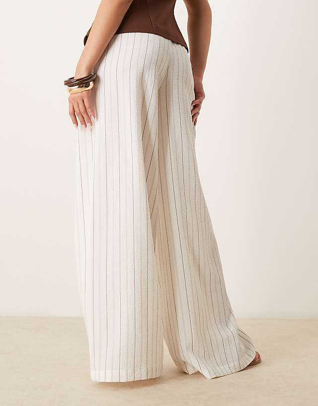 Asos Stradivarius Linen Look Wide Leg Trouser In Ecru Stripe