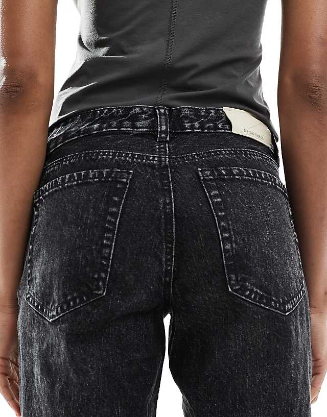 Asos Stradivarius Tall D03 Low Waisted Straight Leg Jean In Black Wash