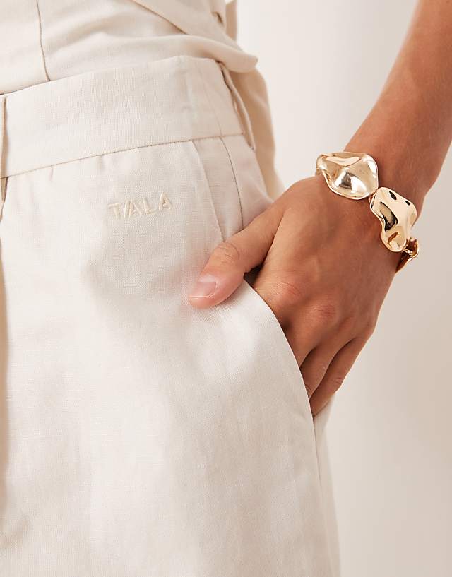 Asos Tala Heavyweight Linen Tailored Shorts In Coconut Milk