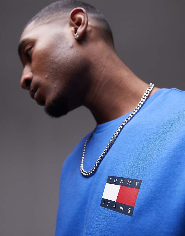 Asos Tommy Jeans Slim Essential Flag T-shirt In Bright Blue