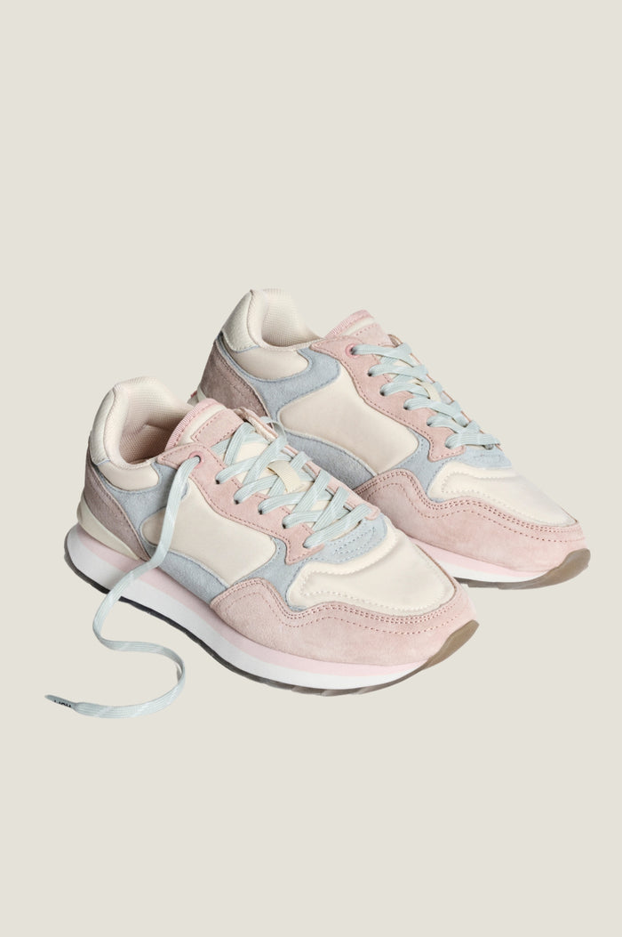 Aspiga HOFF Saint Louis Trainer