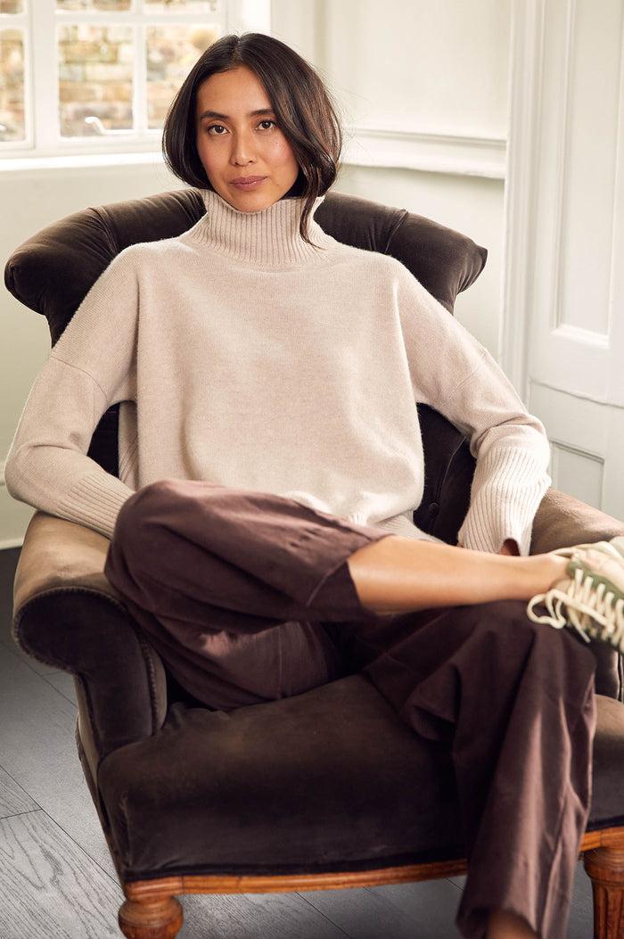 Aspiga Kendal Cropped Stretch Corduroy Trouser