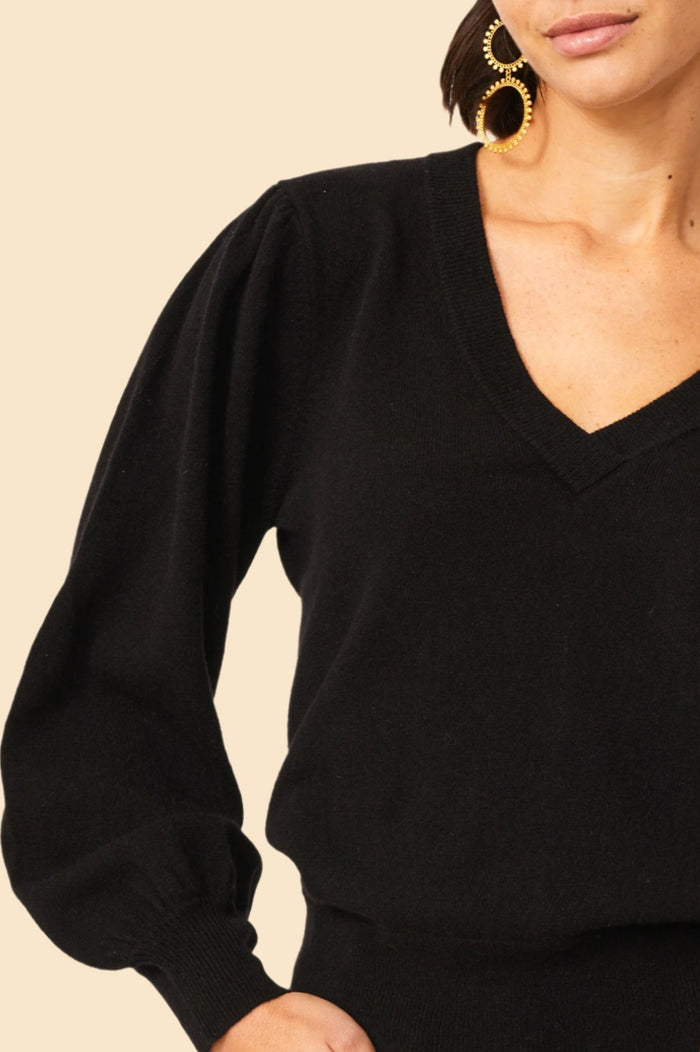 Aspiga Merino Wool Cashmere Blend V-Neck Jumper