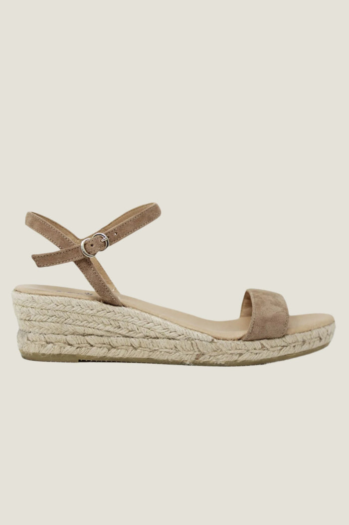 aspiga Moli Low Wedge Espadrilles