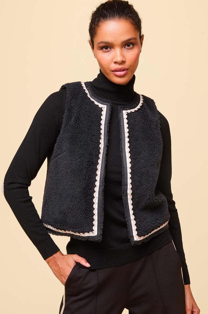 aspiga Trim Detail Eco Fleece Gilet