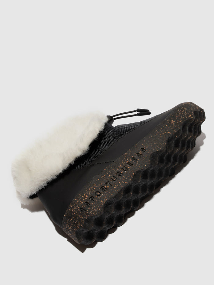 Asportuguesas Round Toe Boots COAT BLACK