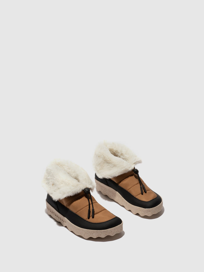 asportuguesas Round Toe Boots COAT BROWN