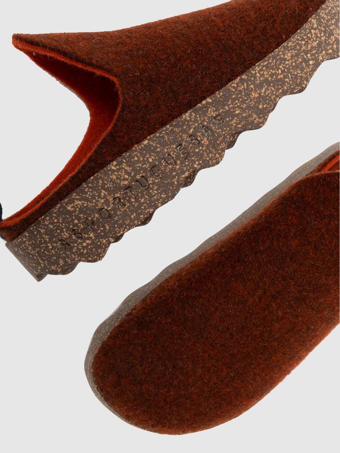 Asportuguesas Round Toe Mules COME BROWN