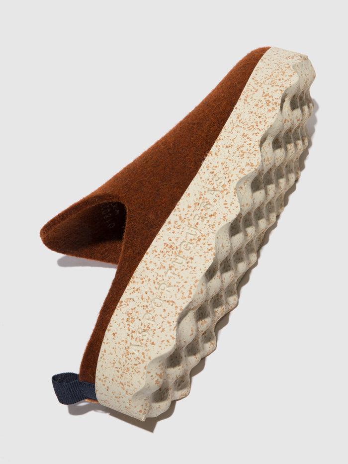 Asportuguesas Round Toe Mules COME BROWN