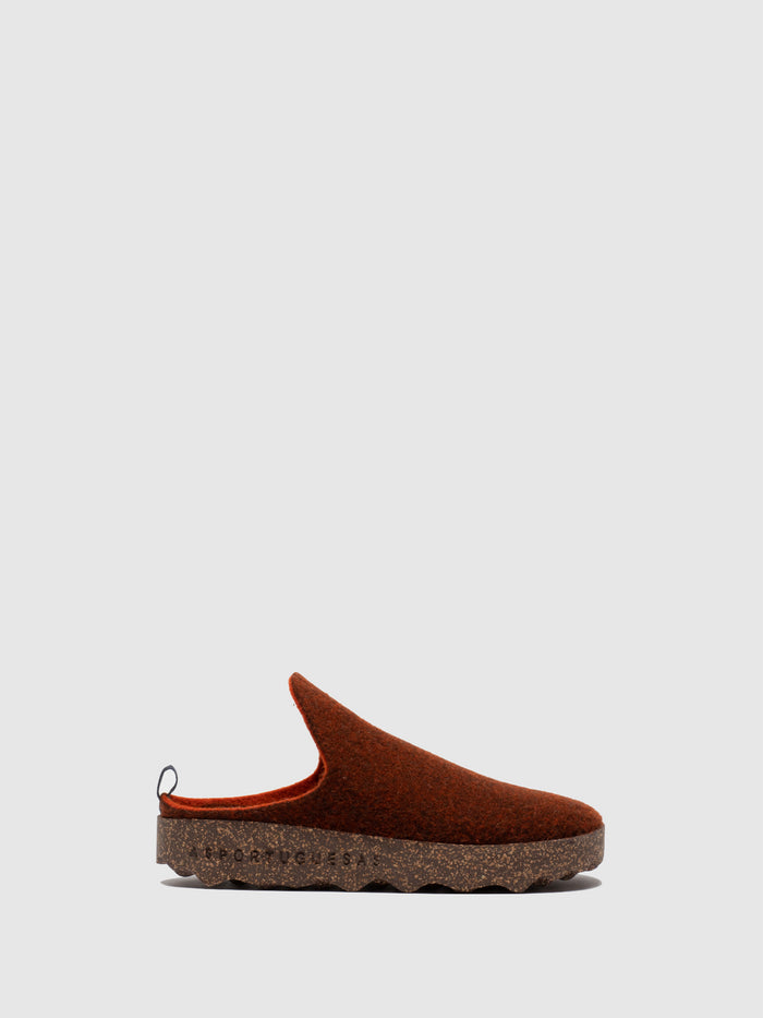 asportuguesas Round Toe Mules COME BROWN
