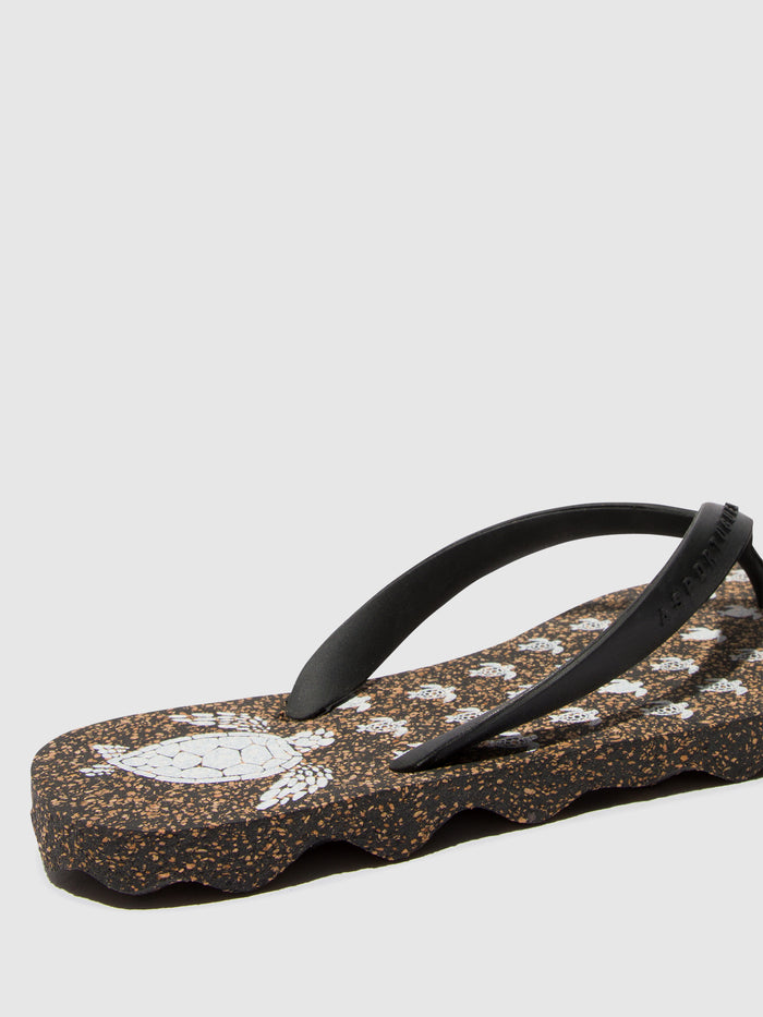 Asportuguesas Beach Flip-Flops TURTLE Black & Black Strap